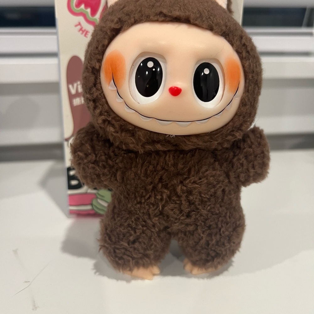 Cute Brown Plush Toy with Adorable Face